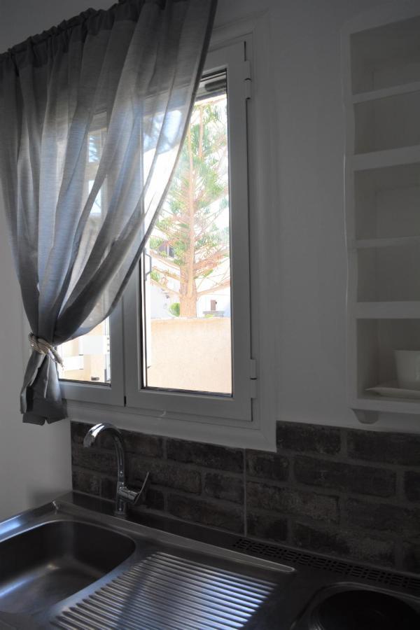 Ferienwohnung Anezinas Place Perissa  Exterior foto