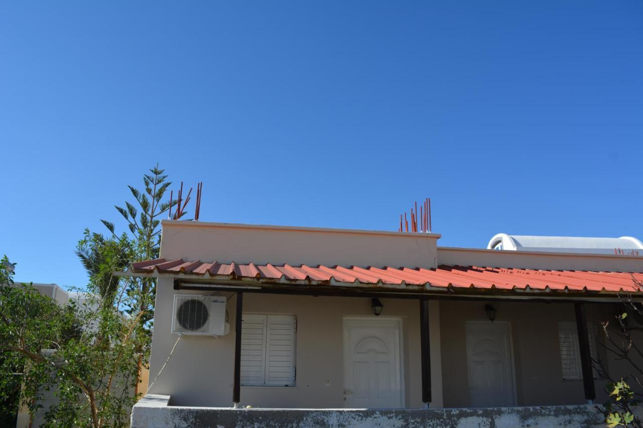 Ferienwohnung Anezinas Place Perissa  Exterior foto